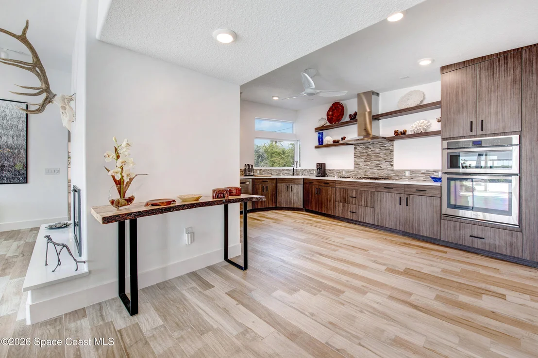 Photo of 93 W Bay Drive