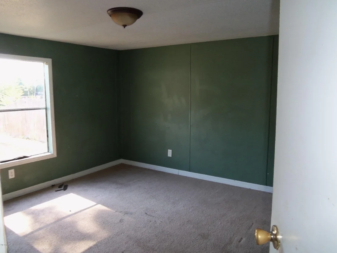 Photo of 6952 Aster Drive