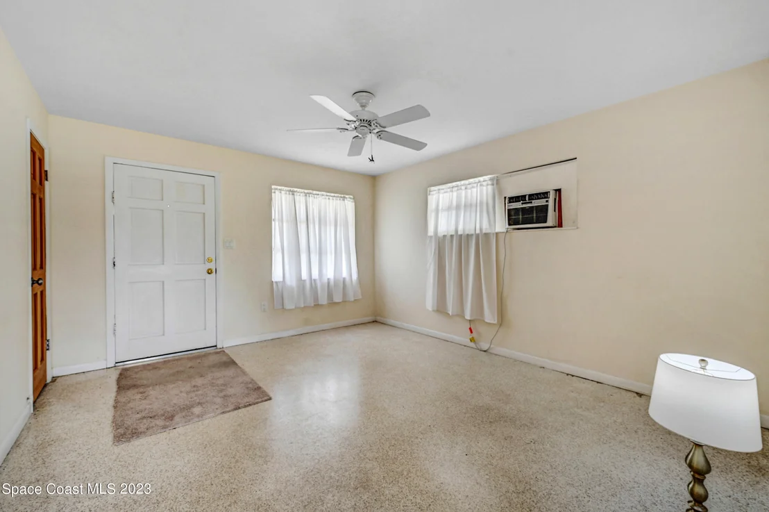 Photo of 1359 Ashwood Drive
