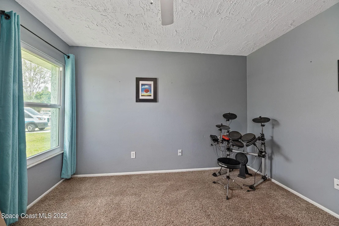 Photo of 1184 Hooper Avenue NE