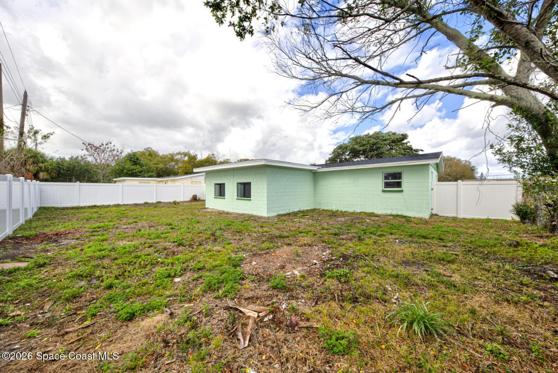 Photo of 1029 Illinois Road
