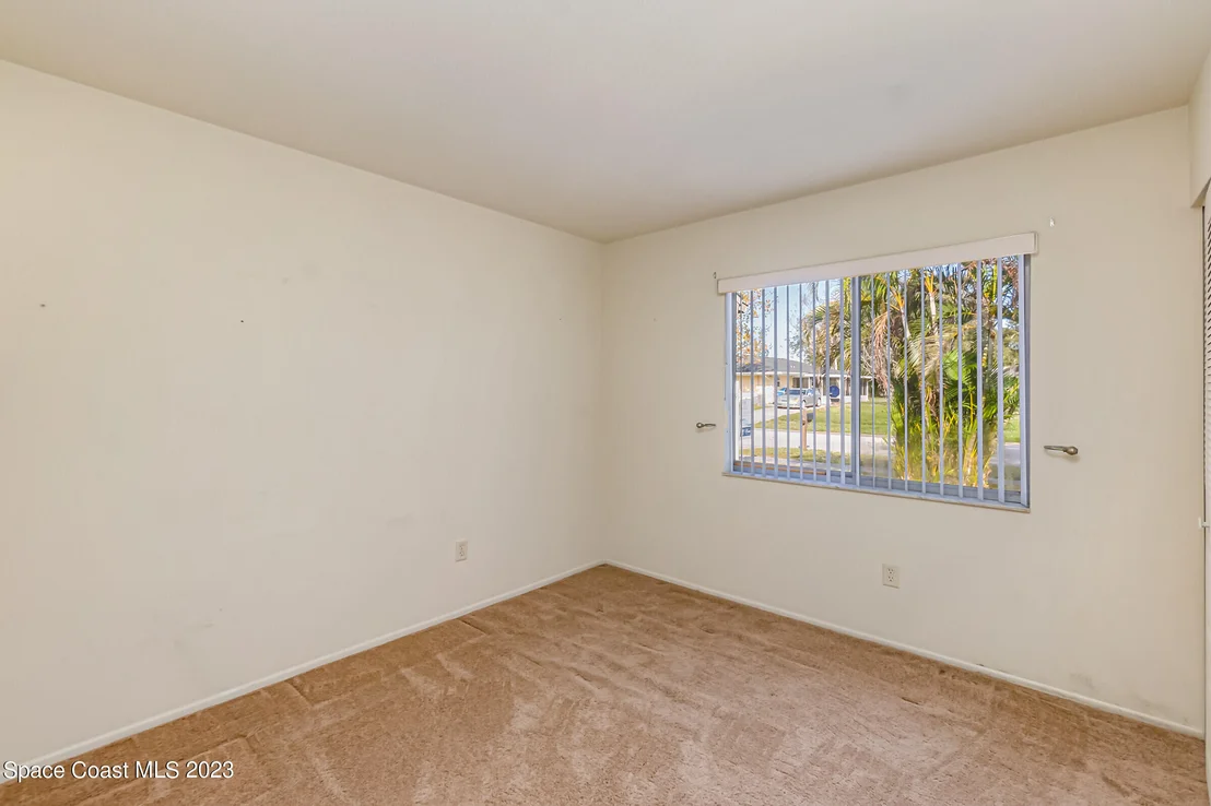 Photo of 1384 Ethel Circle NE