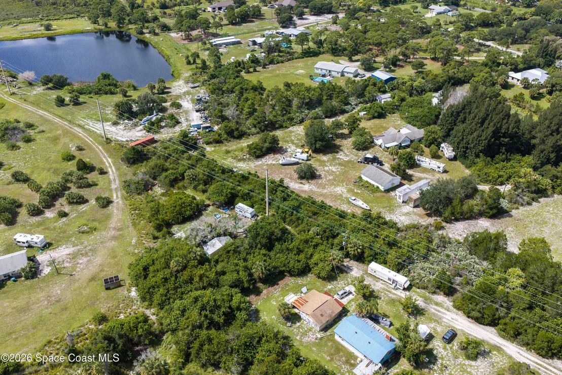 Photo of 6715 Whispering Pines Lane