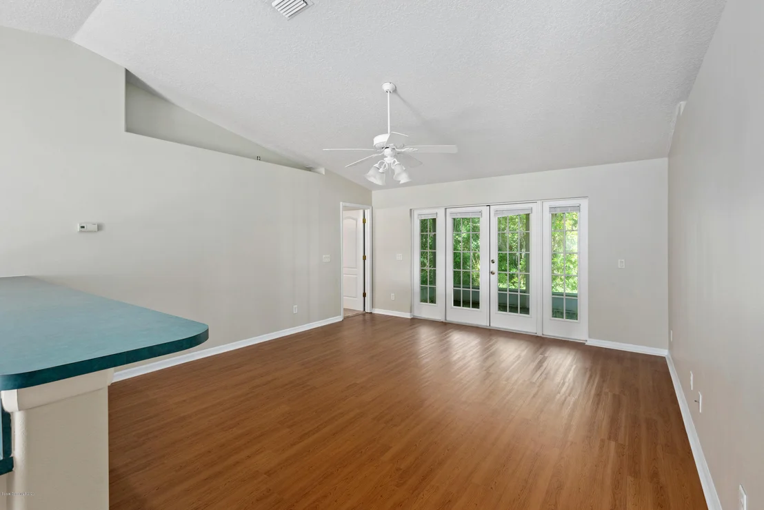 Photo of 1100 Pine Creek Circle NE
