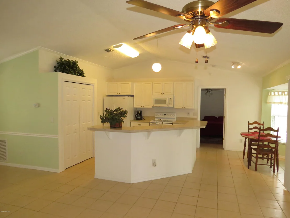 Photo of 6313 Hudson Road