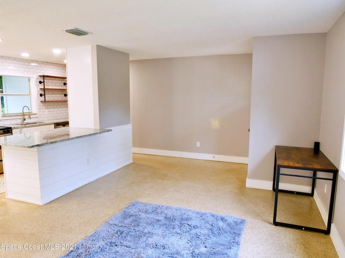 Photo of 175 Katherine Boulevard
