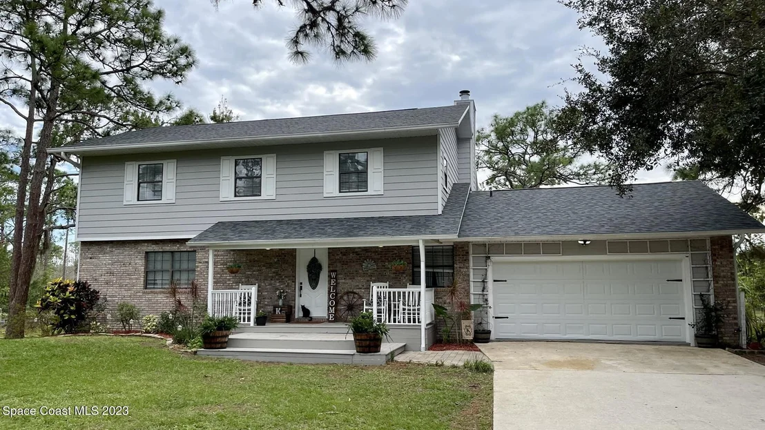 Photo of 1775 Grant Road