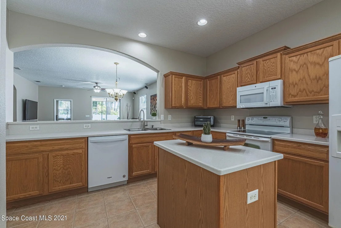 Photo of 401 Waterside Circle
