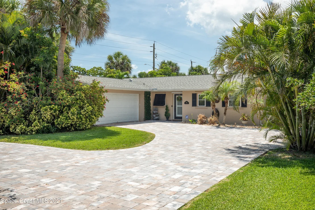 Photo of 401 5th Avenue