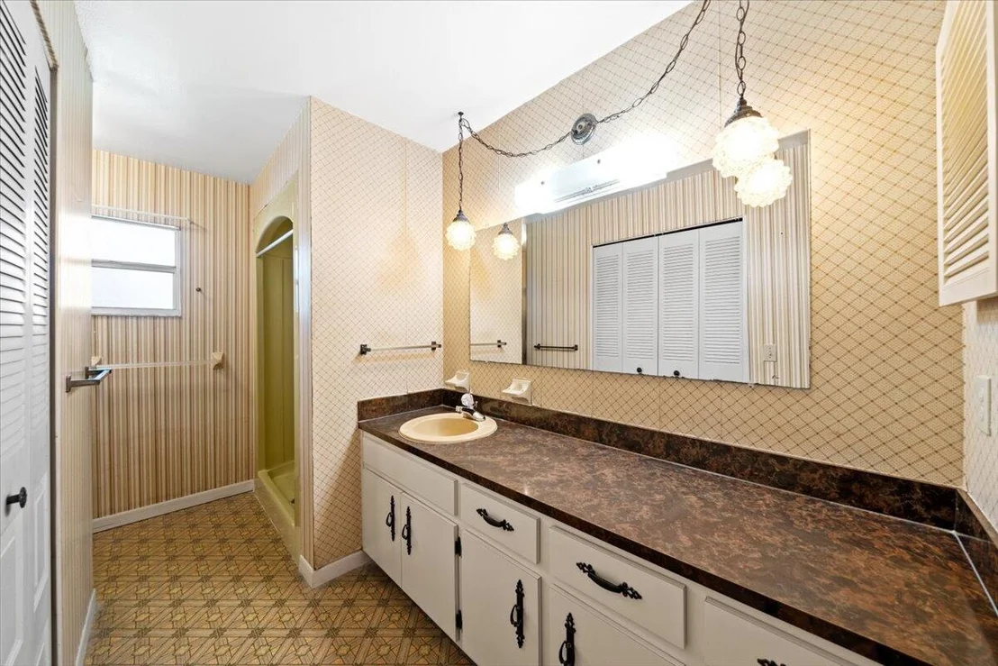 Photo of 308 Clayton Avenue