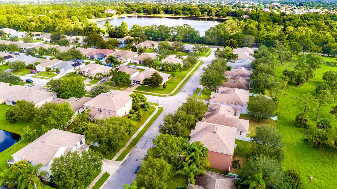 Photo of 981 Hollister Drive