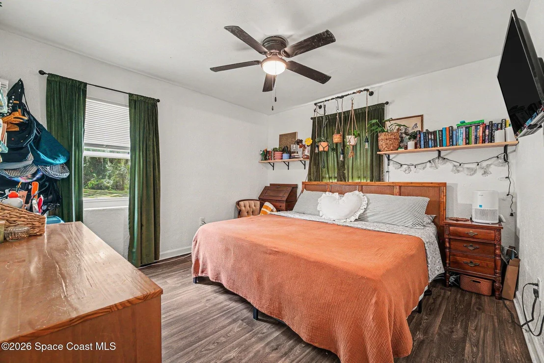 Photo of 209 Plumosa Drive