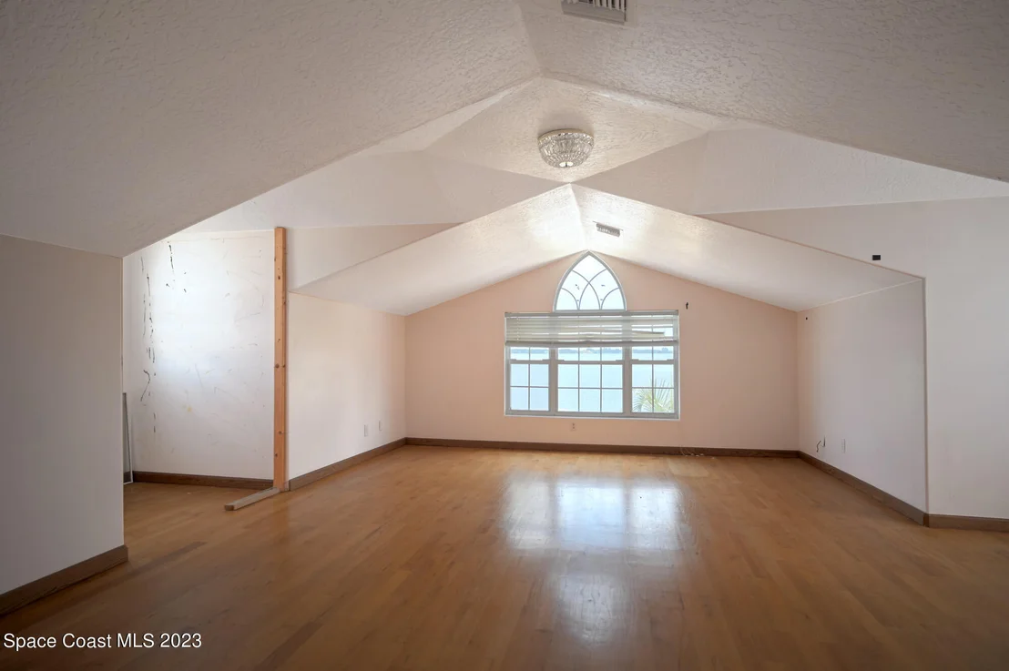 Photo of 6285 N Highway 1
