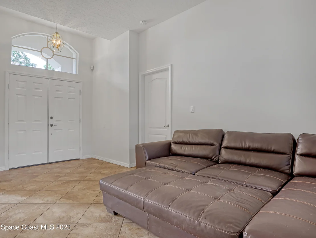 Photo of 1663 Dozier Circle SE