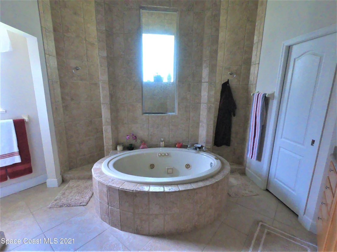 Photo of 1035 Starling Way