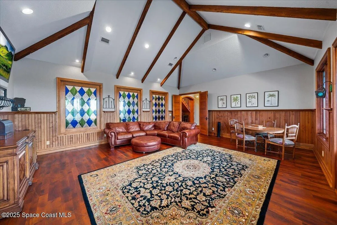 Photo of 586 Wethersfield Place