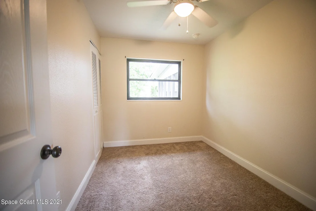 Photo of 2455 Lakeview Drive