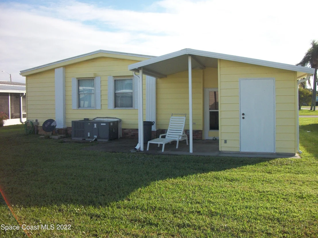 Photo of 1890 Coco Plum Street NE