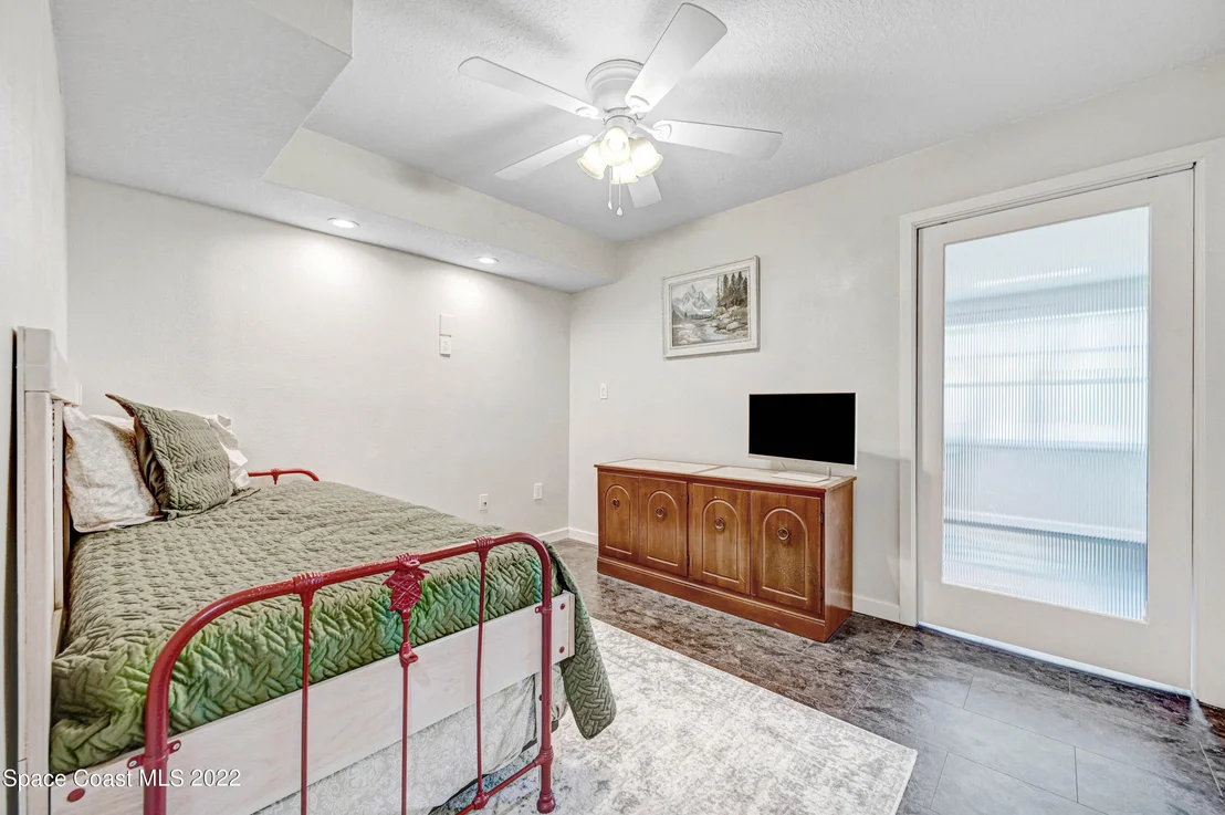 Photo of 1005 George Avenue