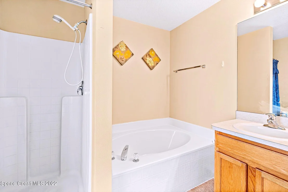 Photo of 5449 Flint Road