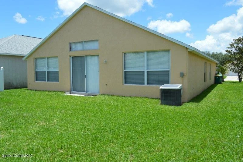 Photo of 594 Sedgewood Circle