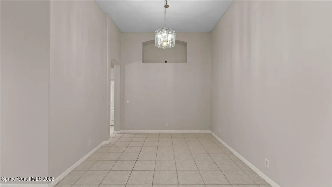 Photo of 5947 Newbury Circle