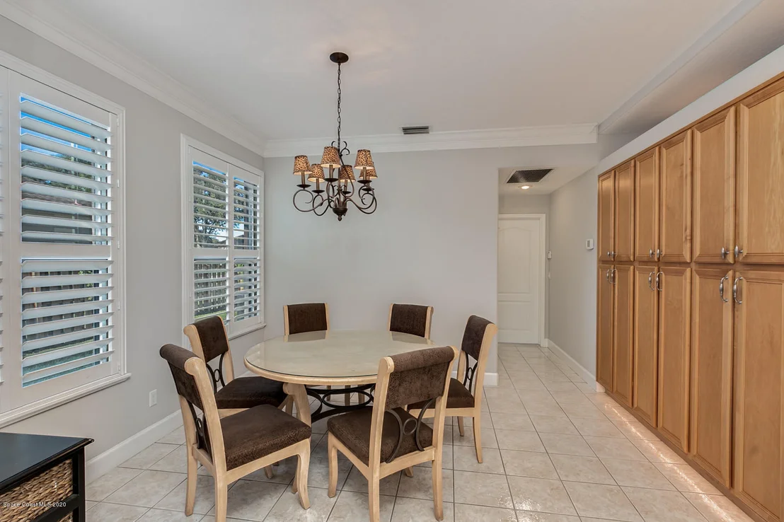Photo of 5905 Newbury Circle