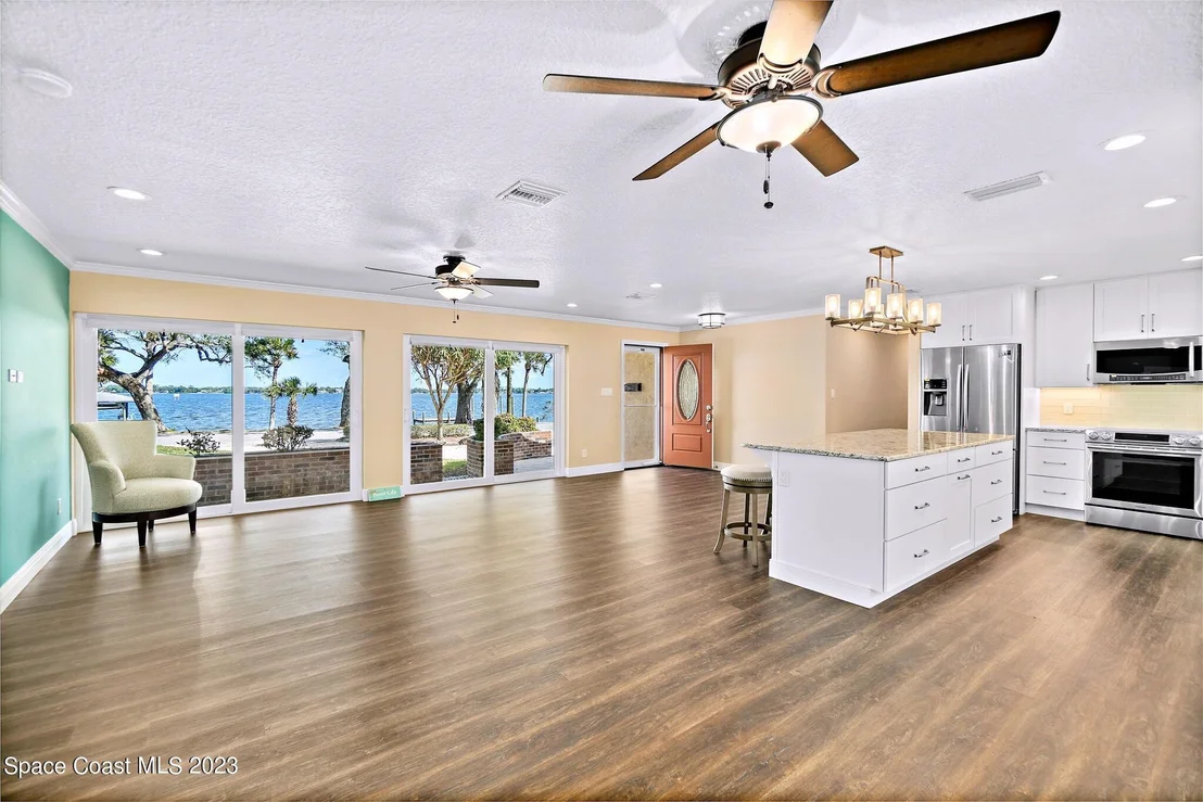 Photo of 535 Rockledge Drive