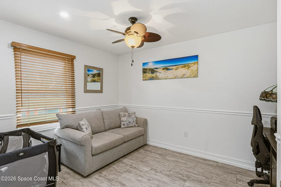 Photo of 413 Orlov Road NW