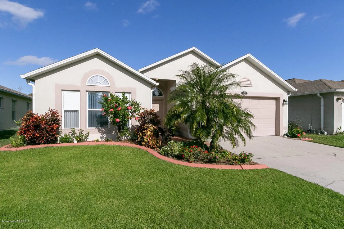 Photo of 2182 Spring Creek Circle NE