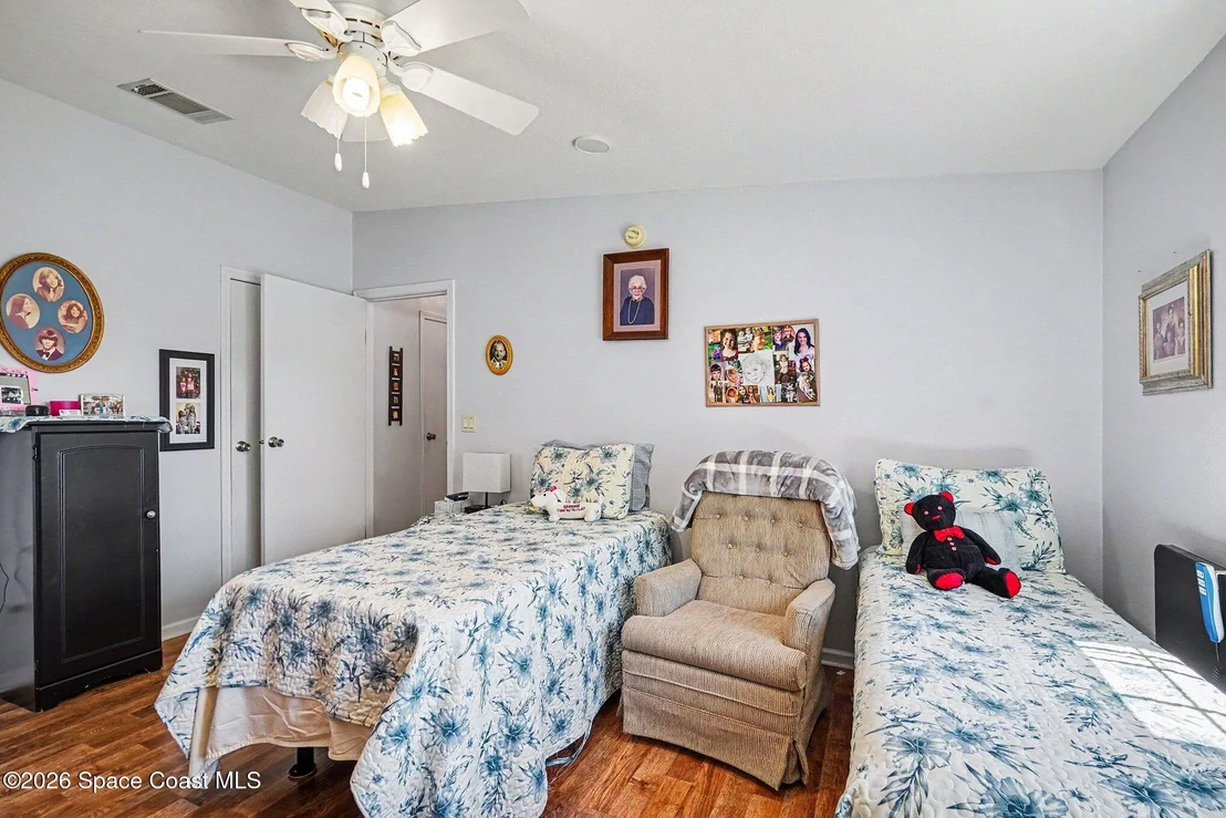 Photo of 354 Outer Drive