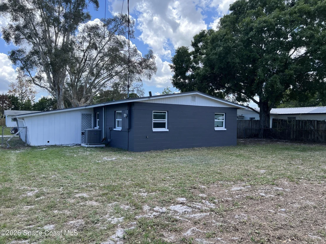 Photo of 2578 Coventry Road