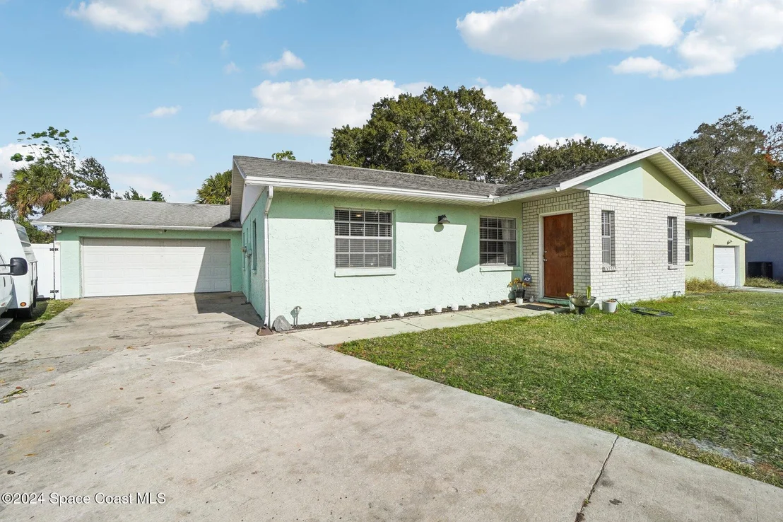 Photo of 2476 Mercury Drive