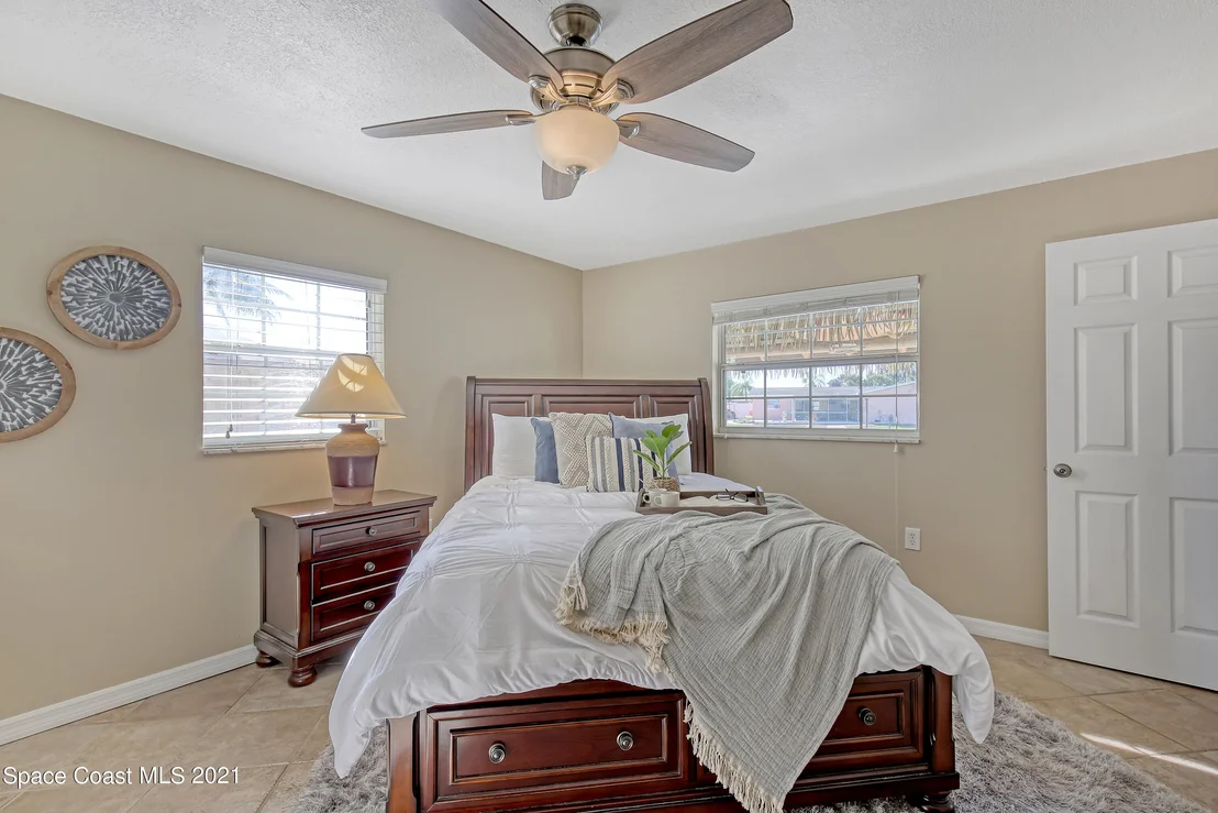 Photo of 444 Sparrow Drive