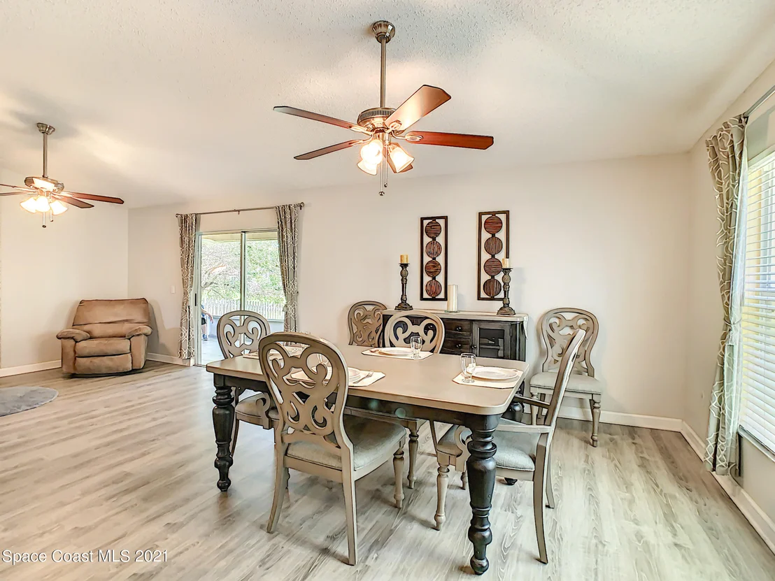 Photo of 4087 Four Lakes Drive