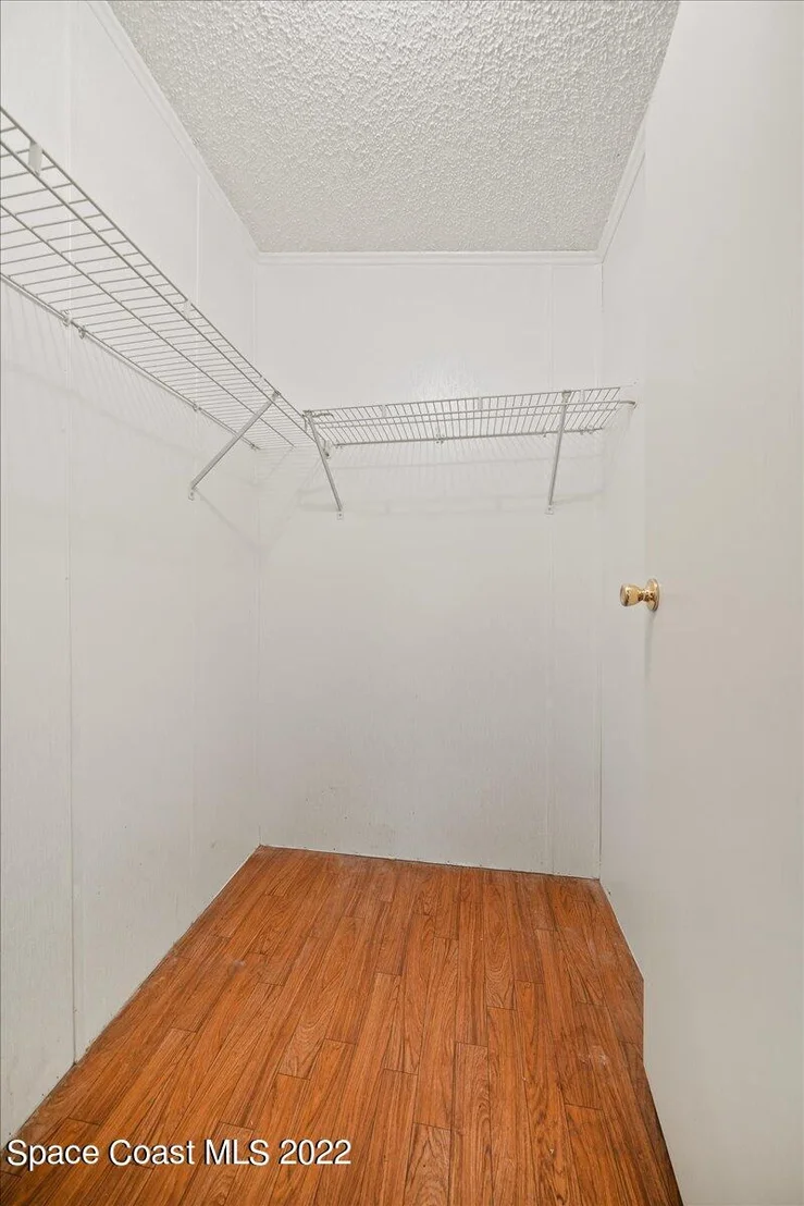 Photo of 3070 Milwaukee Avenue