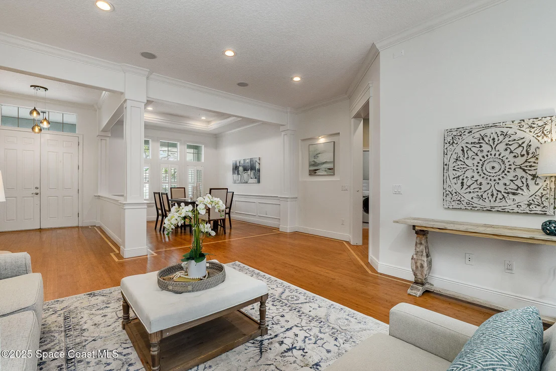 Photo of 315 Newport Drive