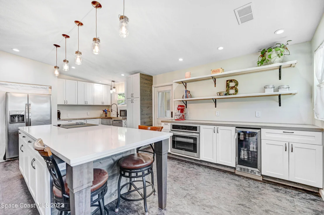 Photo of 1005 George Avenue