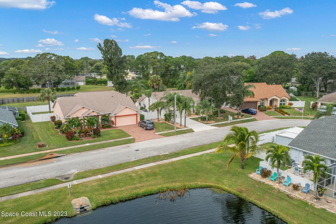 Photo of 1030 Pelican Lane