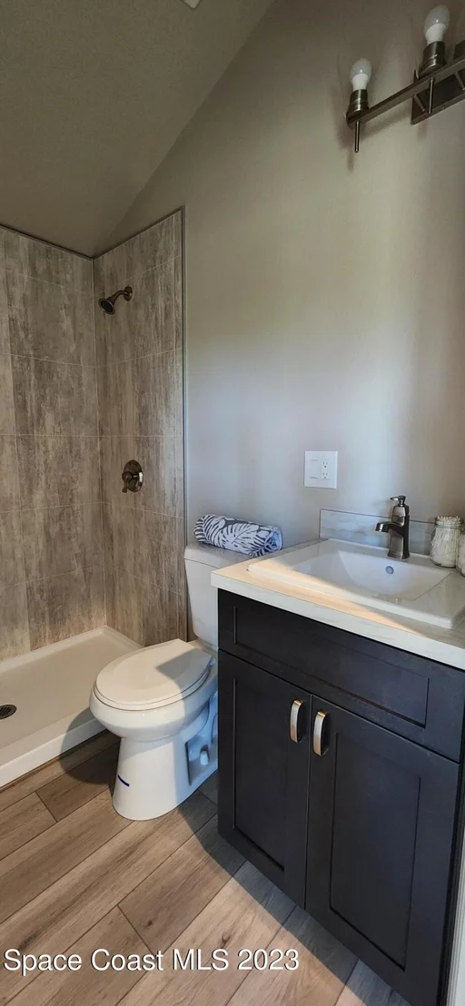 Photo of 215 Flamingo Drive