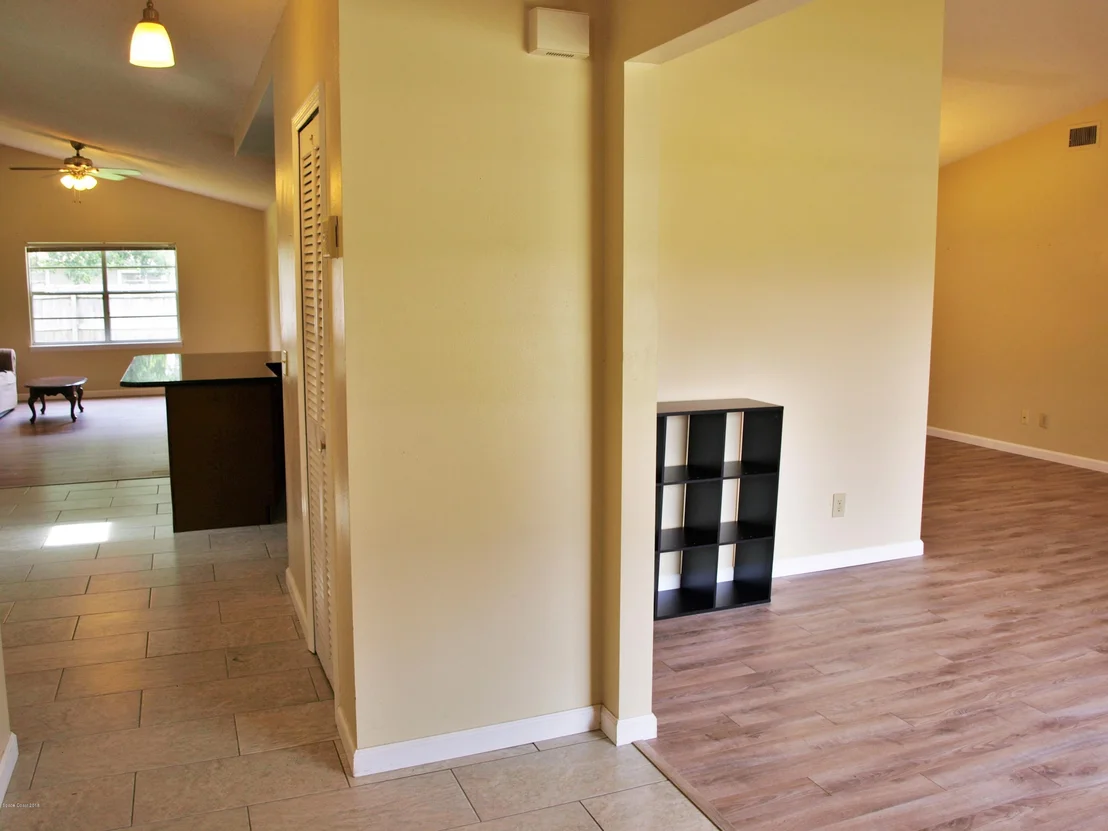 Photo of 164 Oak Lake Road