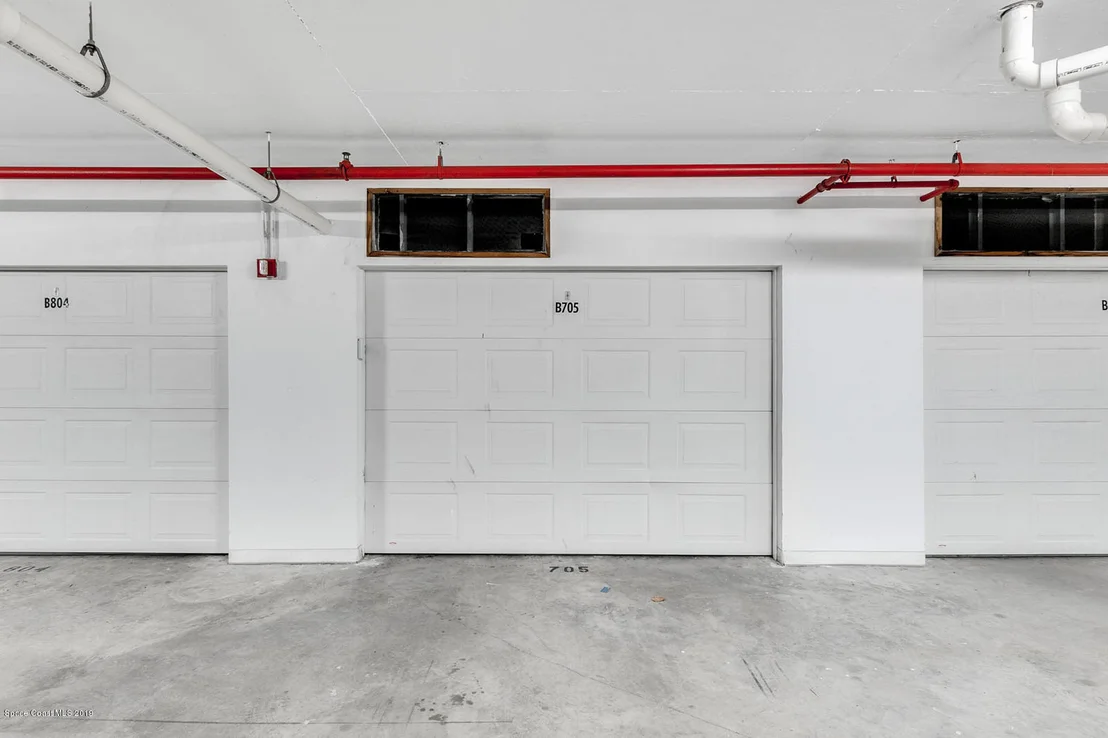 Photo of Unit 705B at 102 Riverside Drive