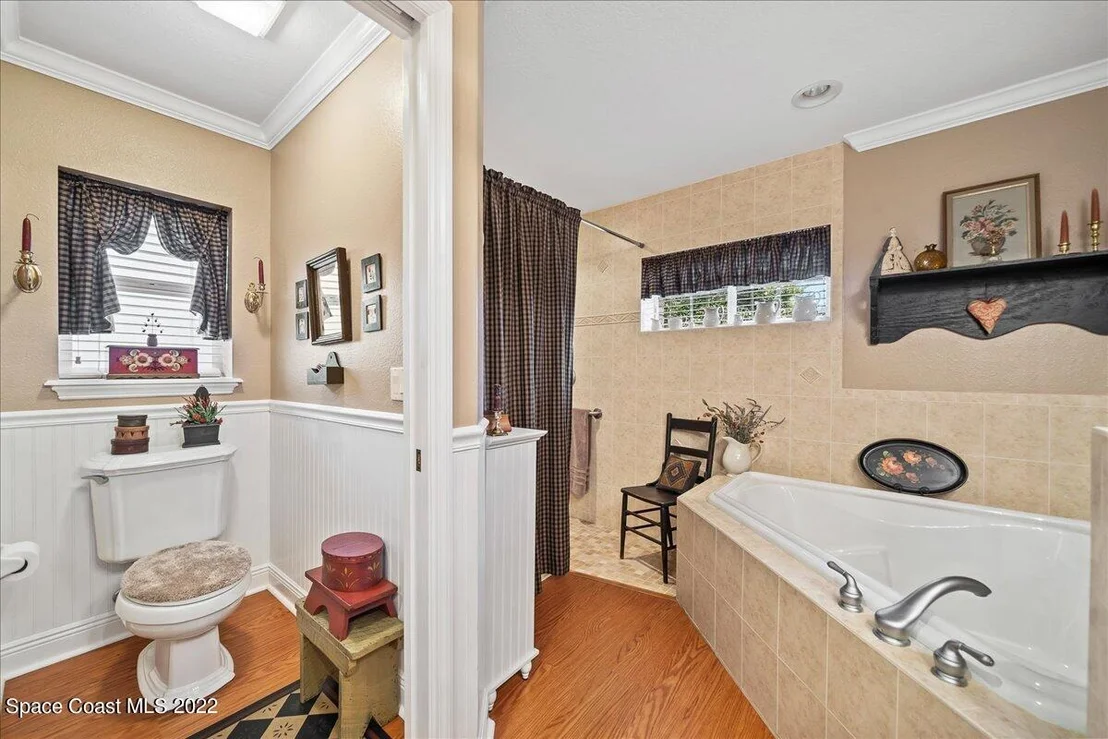 Photo of 2372 Woodfield Circle