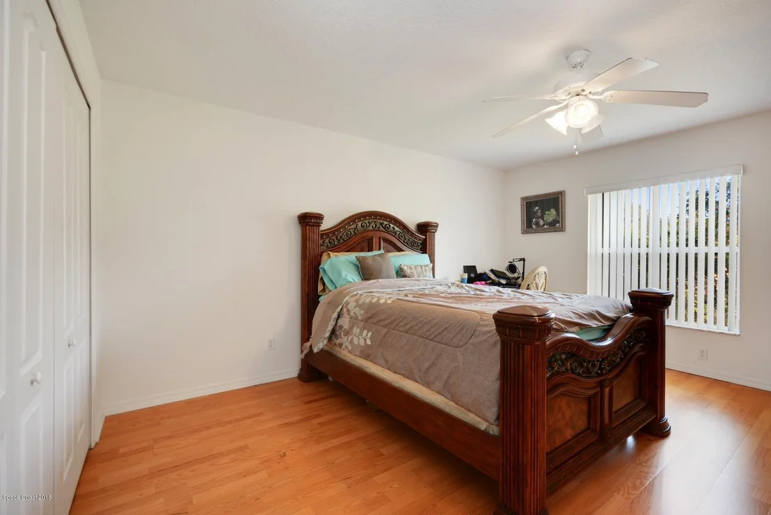 Photo of 973 Villa Drive