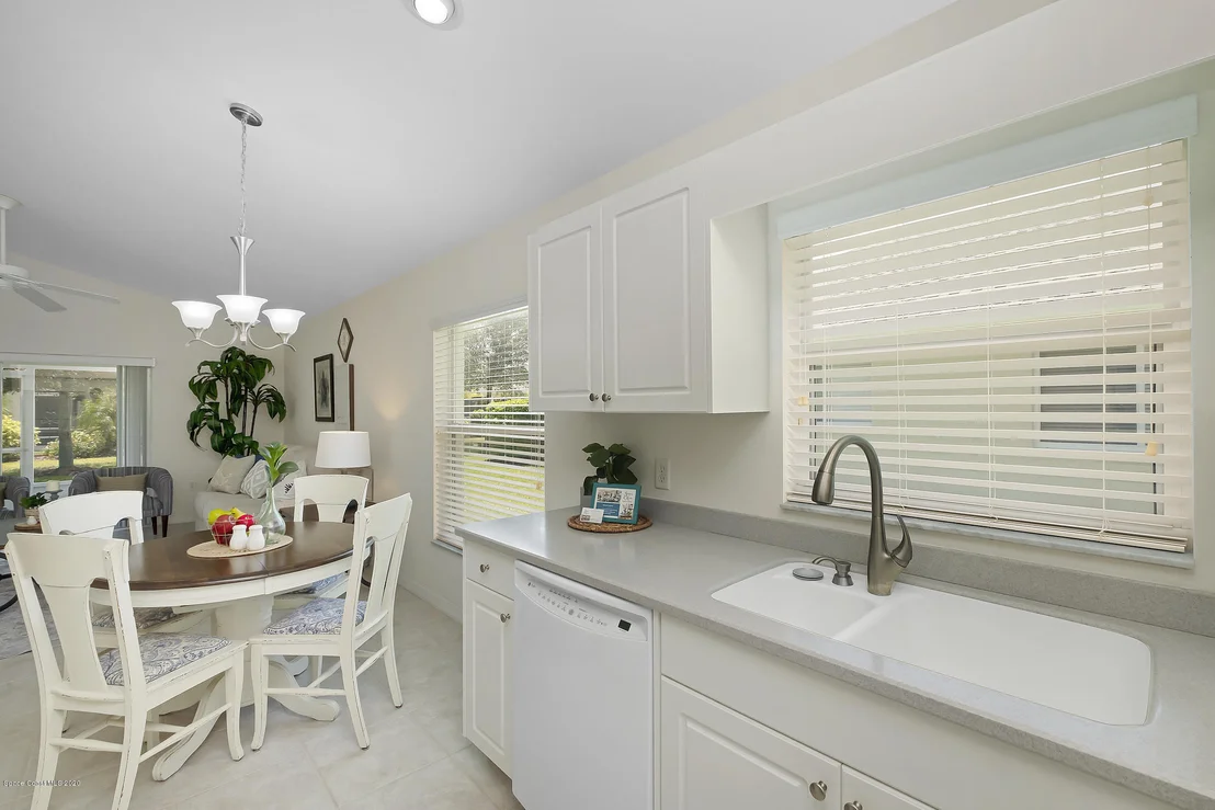 Photo of 3652 Shawnee Lane