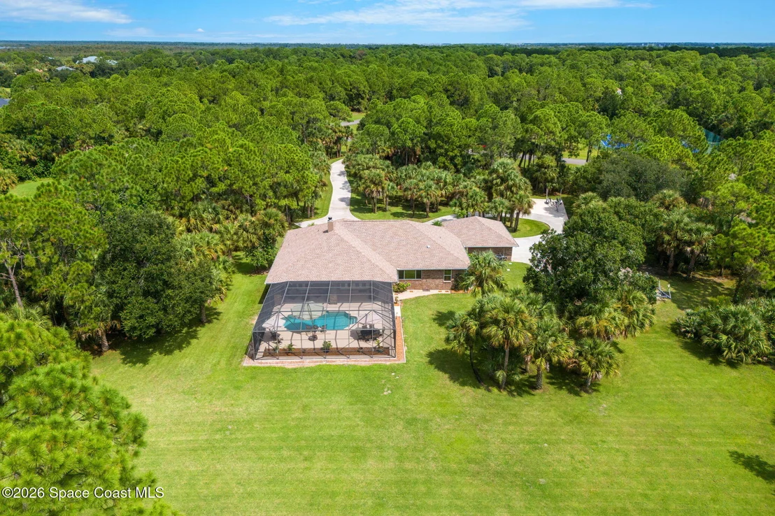Photo of 5453 The Willows Drive