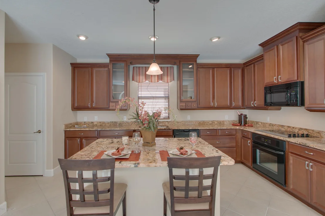 Photo of 385 Point Lobos Drive