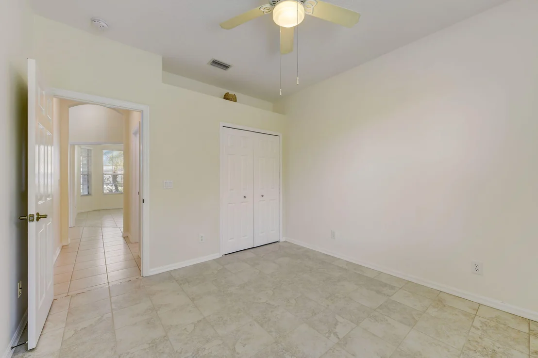 Photo of 4621 Portage Trail