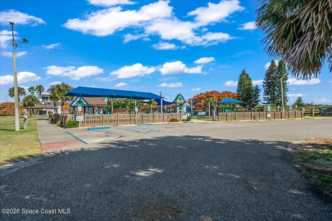 Photo of 210 12th Terrace