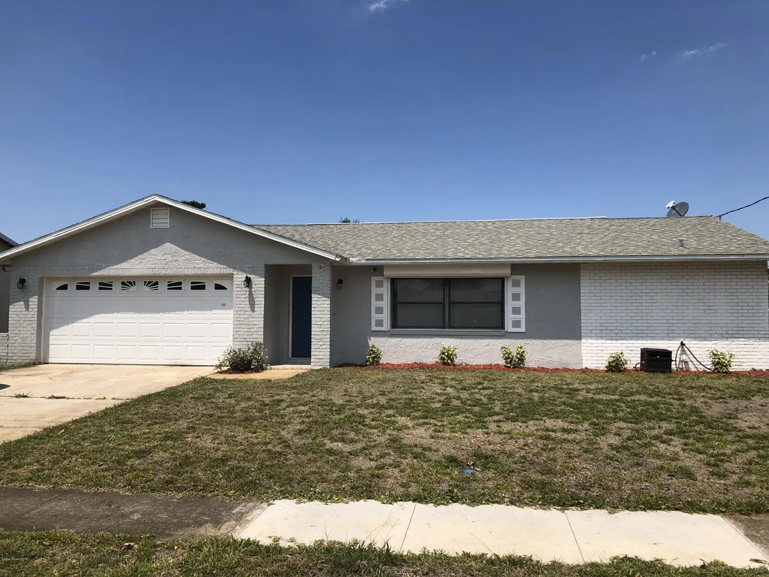 Photo of 1012 Sycamore Drive
